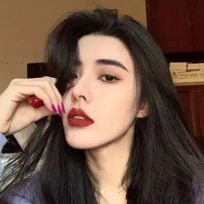 高三女生部落格